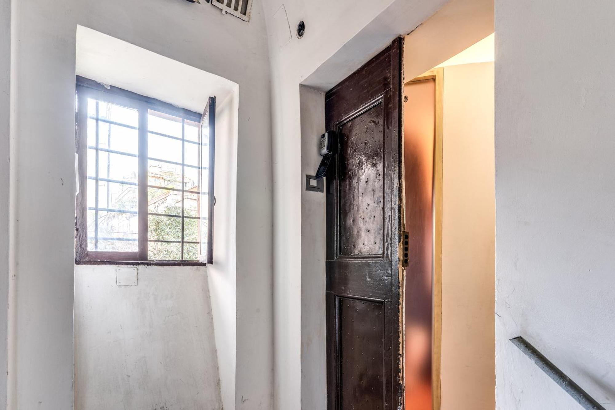 Suite San Calisto Trastevere - Rome Historical Center Cir 25486 Экстерьер фото